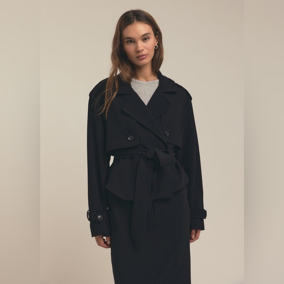 Favorite Daughter The Cropped Charles Trench in Black - Picture 4 of 9